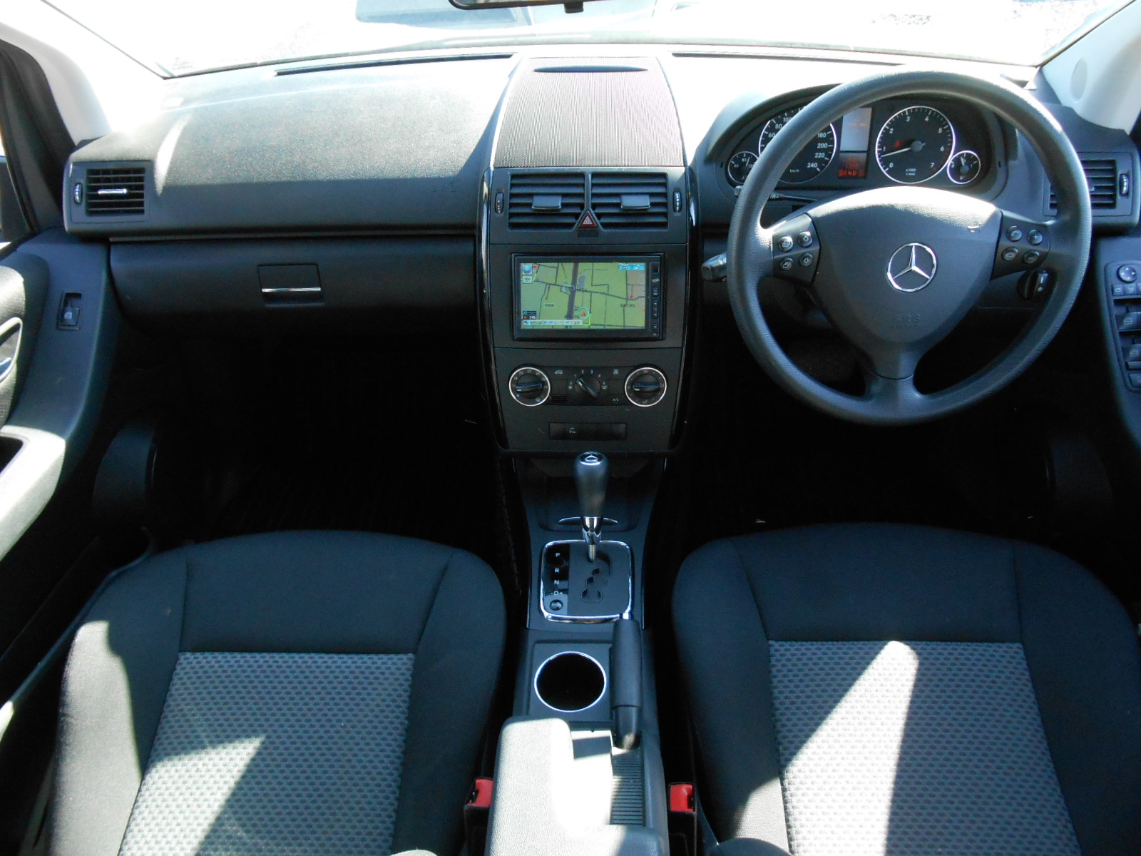 ベンツ A170 1オーナー 正規ディーラー車 ETC（コスモスブラック）