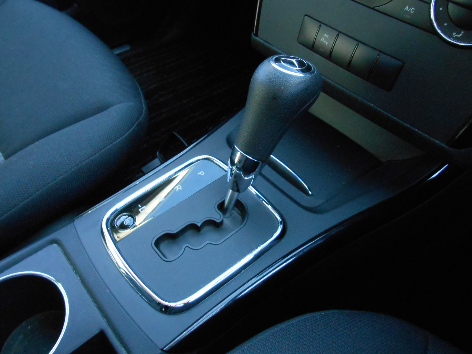 ベンツ A170 1オーナー 正規ディーラー車 ETC（コスモスブラック）